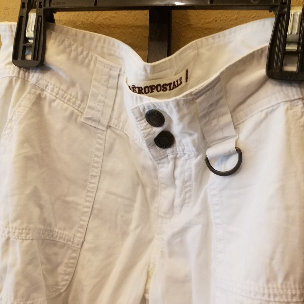 White  Aeropostal pants